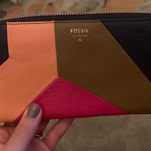 Fossil wallet NWT